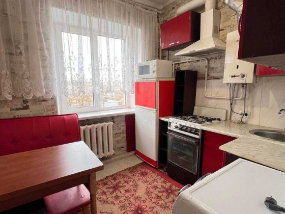 Продам 1к квартиру . Хороший житловий стан . Без комісії для покупця! Хмельницкий