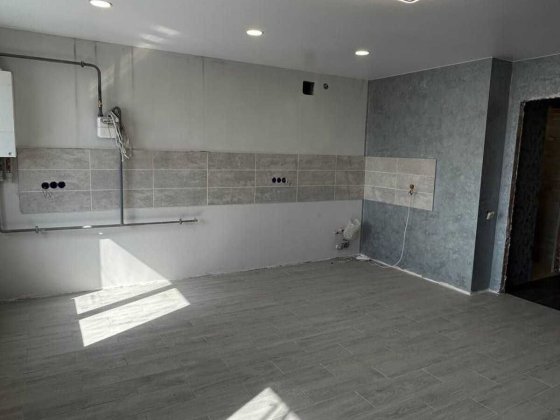 Продаж дворівневої квартири . Виставка. Хмельницкий