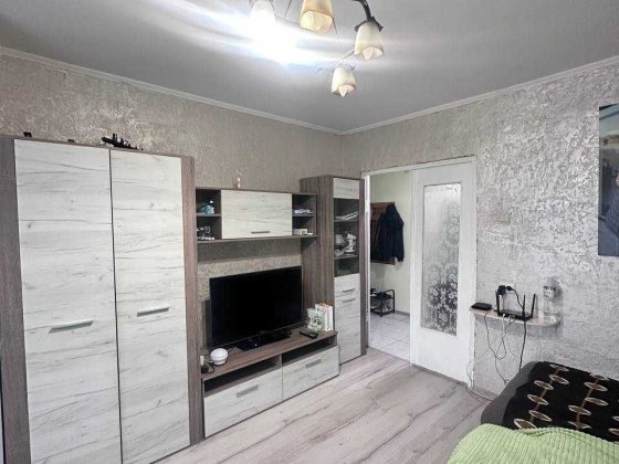 Продам 3к в цегляному будинку р-н Виставка Хмельницкий