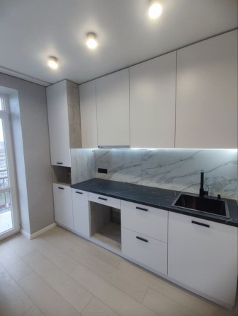 2к з якісним сучасним ремонтом.Неймовірний краєвид.Переуступка! 38217 - фото 1