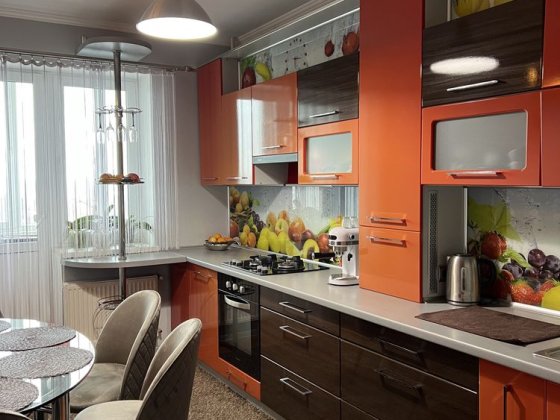 Продаж 3-кімн. квартири Рованцы