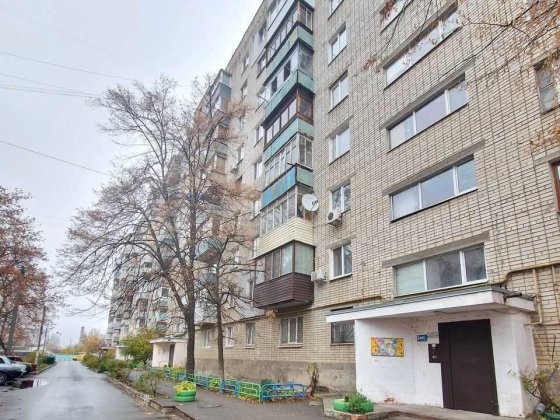 Продам 4-к квартиру на Строителей/Фрунзе/Слобожанское. Кирпич/чешка