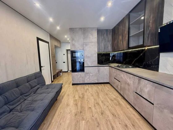 Продам 1 ком авторскую квартиру Дніпровська Брама Днепровская Брамма 2 Слобожанське