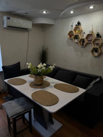 Продам квартиру( варианта аренды нет ) - фото 1