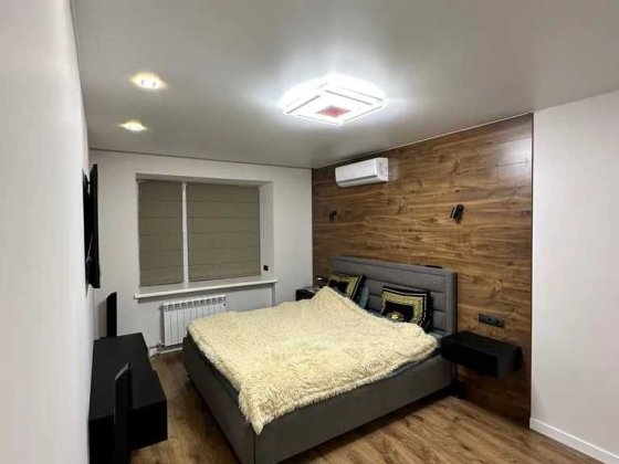 Продам современную 3к квартиру ЖК Днепровская Брама(слобожанский пр-т)