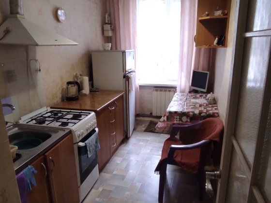 Продам 2 комнатную квартиру с холлом 2/2 Верхньодніпровськ