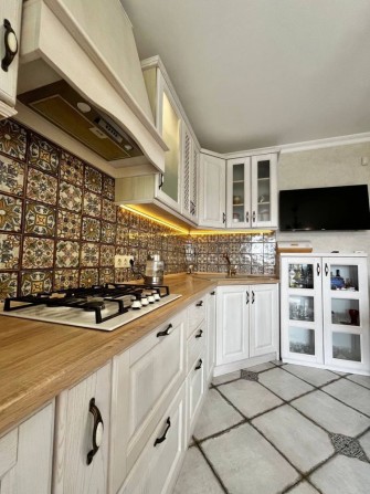 продажа 3к (кухня + три комнаты) в ЖК Днепровская Брама - фото 1