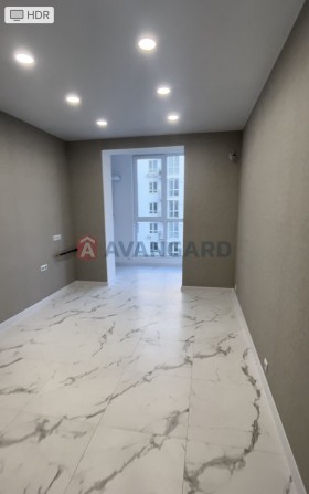 Продаєтьсяі квартира у Новобудові з новим якісним ремонтом. - фото 1