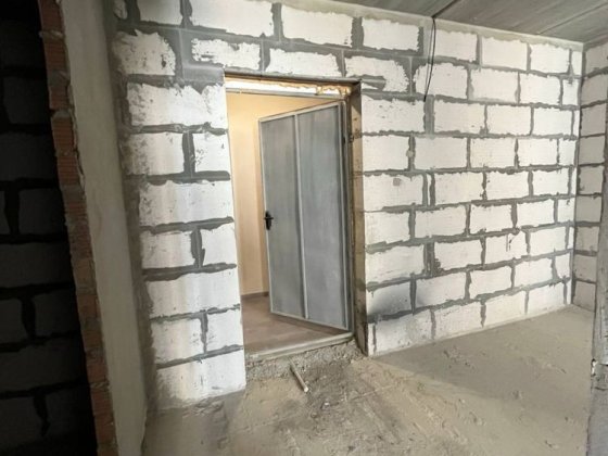 Продам квартиру с гаражом в одной секции (Брама-2)