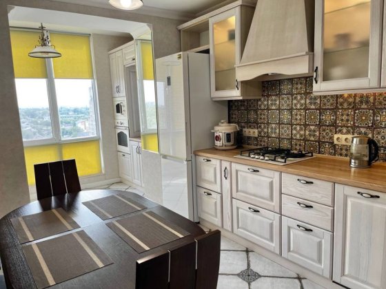 Продам шикарную 3-комнатную квартиру ЖК Днепровская Брама. 102 м.кв.