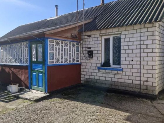 Продається будинок в с. Левків.. Левків
