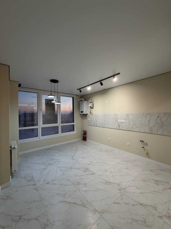 1-кім квартира з ремонтом, вигідна ціна - фото 1