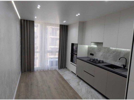 Продаж 1к квартири з сучасним ремонтом в ЖК Паркова Алея Угорники