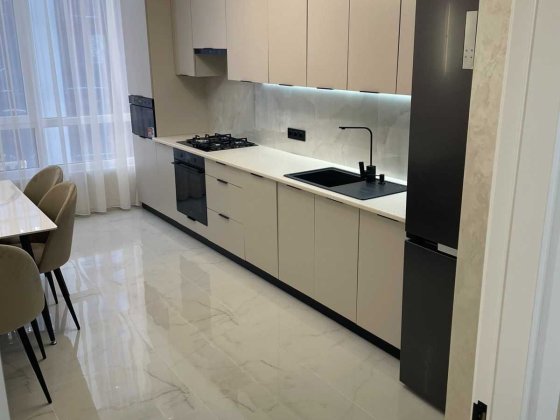 Продам 1-кімнатну квартиру з ремонтом! Угорники