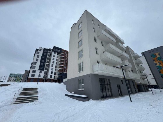 Продаж 3 кімнатна ЖК Краківський !Можна робити ремонт! На здачі! Волчинец