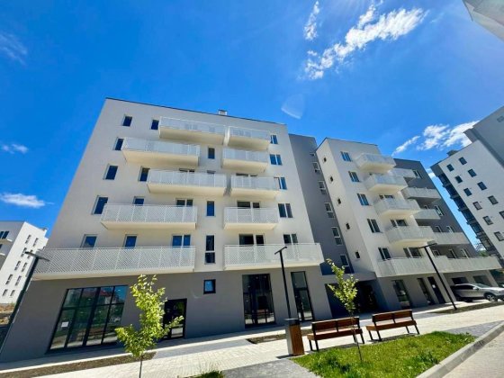 3 кімнатна/ сирець/ здана/ газ/ Каскад Волчинец