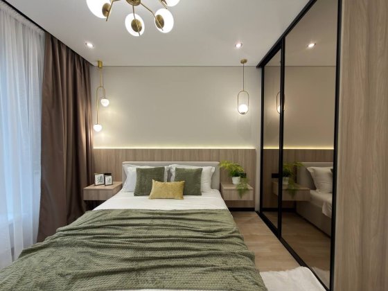 Шикарна 2 кімнатна з ремонтом + патіо Крихівці