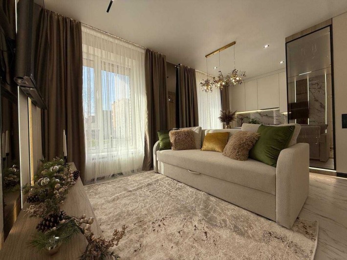 Неймовірна 2кім квартира з терасою ! - фото 1