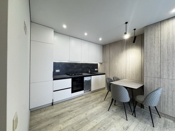 ‼️Продаж просторої 1-км кв з функцією 2-км Крихівці