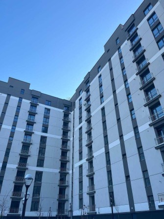 Велика 3к квартира з частковим ремонтом за гарною ціною 910дол за м2 - фото 1