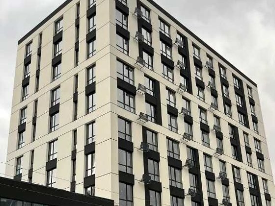 Продаж 2-кімнатної квартири, біля міського озера, Millemmium Крихівці