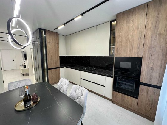 ЖК "Міленіум" 3 кімнатна квартира з функціоналом 4 кімнатної. Крихівці