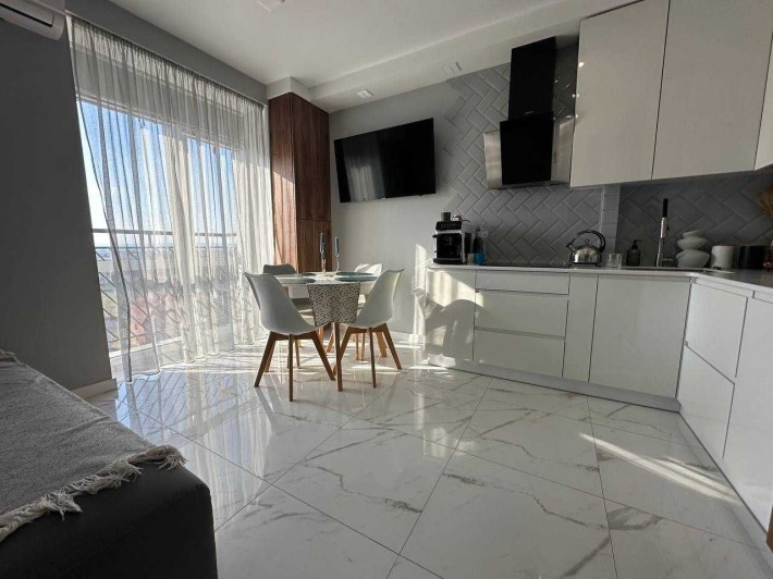 Продаж 2 кімнатної квартири в обжитій новобудові по вулиці Довженка - фото 1