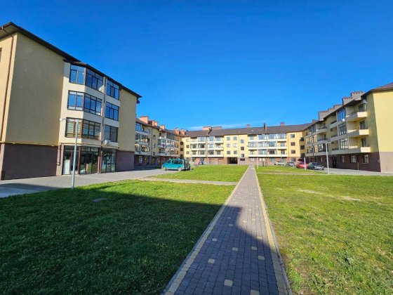 Пропозиція реально унікальна- Дворівнева квартира + комерція 22 м² Богородчани