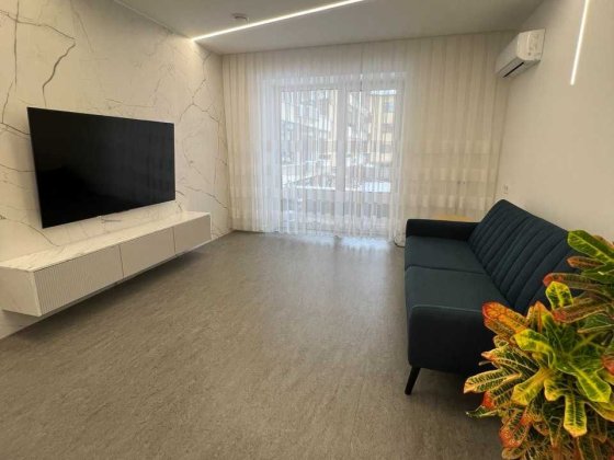 3-кімнатна квартира з дизайнерським ремонтом у Богородчанах Богородчани