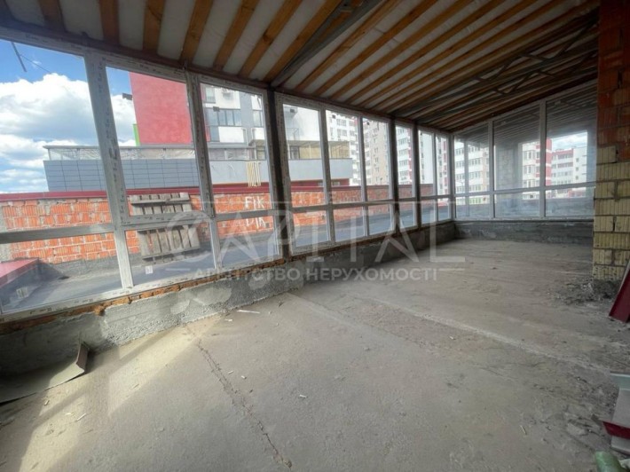 Продаж квартири КРЮКІВЩИНА Єдності 6А газ ТЕРАСА - фото 1