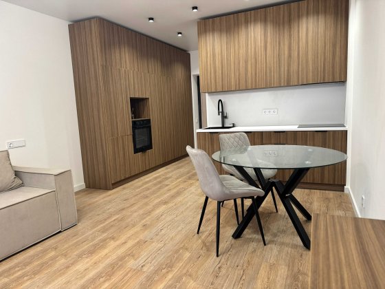 Квартира-студія в передмісті Києва Ворзель