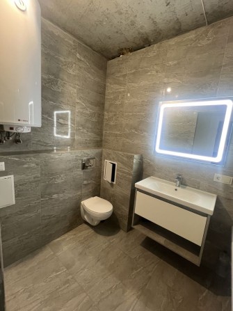 ТЕРМІНОВО! Продаж 5 к квартири 147м2! Ремонт готовий на 75% - фото 1