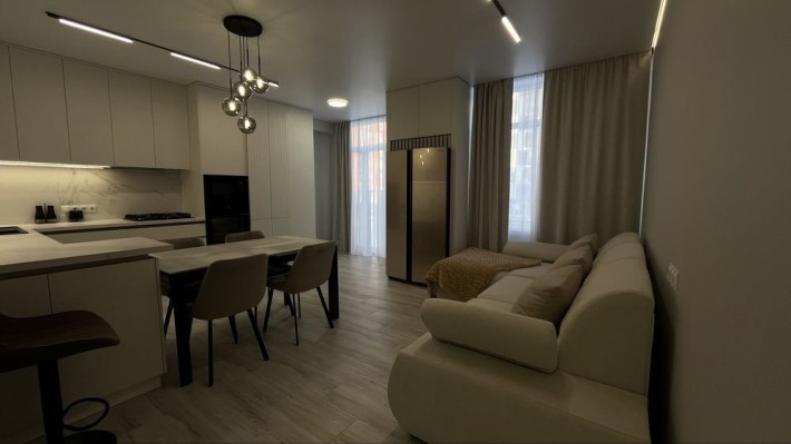 2-кімнатна квартира з ремонтом та меблями| ЖК Оптимісто| БЕЗ КОМІСІЇ! - фото 1