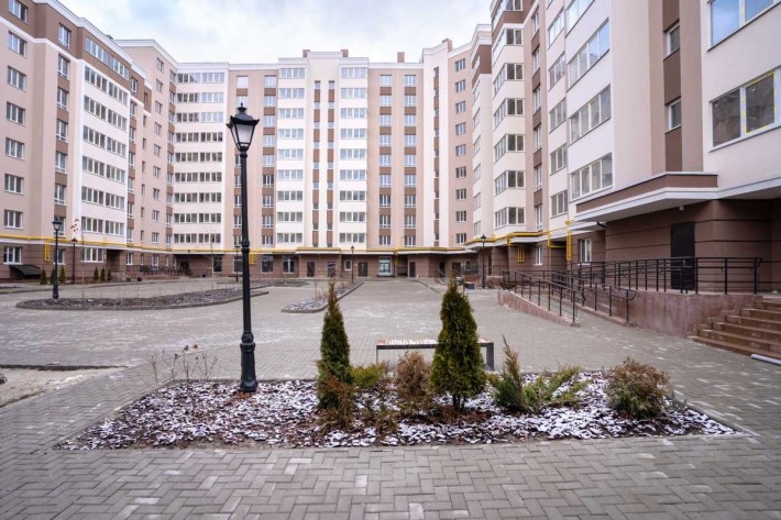 Продам 2кім. квартиру в ЖК Озерний гай - фото 1