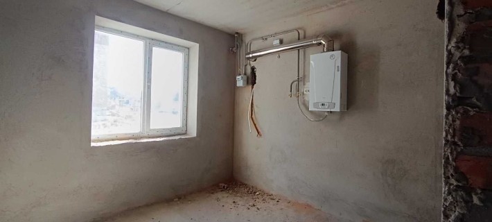 Прода 1 кімн. квартиру, газ запущен, можно на ремонт. Сертифікат - так - фото 1