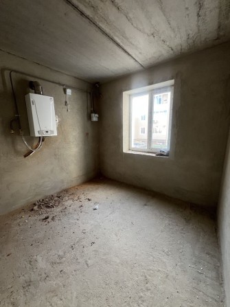 Терміново! Вигідна вартість ! 1к без ремонту! Топ локація! - фото 1