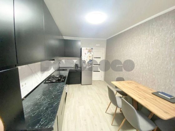 Продаж 2 кімн кварт дворівнева, Святопетрівське вул Б Хмельницького 12 Святопетрівське