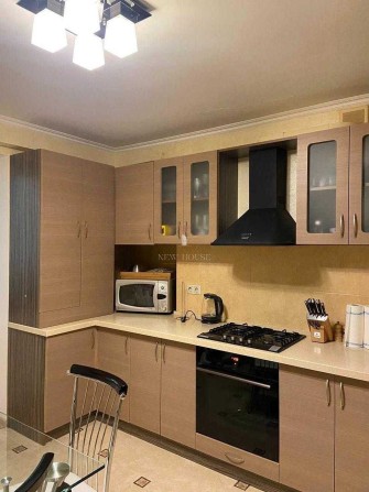 Продаж 3-кімнатної квартири с. Святопетрівське - фото 1