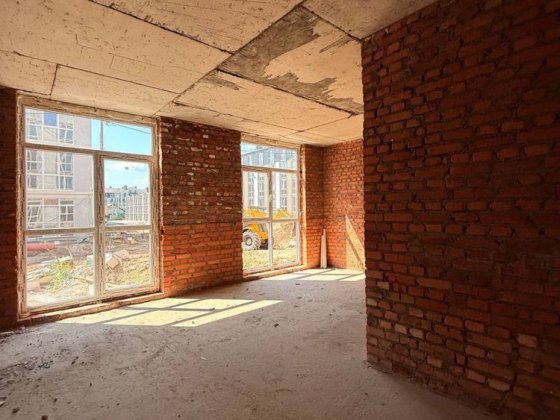 Квартира з власним подвірʼям 31м2+ 38м2 двір - 34000$ Святопетровское