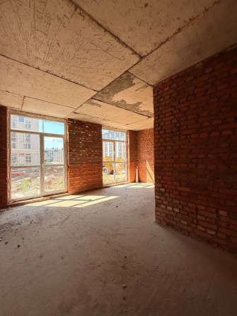 Квартира з власним подвірʼям 31м2+ 38м2 двір - 34000$ - фото 1