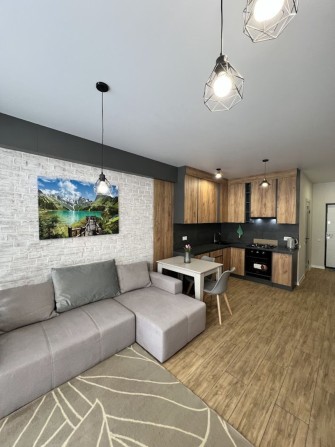 Квартира з ремонтом та терасою в 7 км від Києва Святопетрівське - фото 1