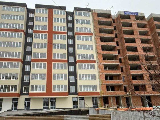 Продаж 2 кім. квартири в ЖК Центр в місті Яготин Є ВІДЕООГЛЯД Яготин