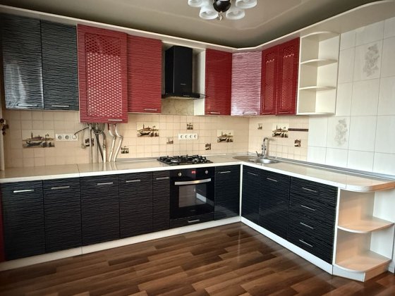 Продаж просторої 2 кімнатної квартири з ремонтом у Немішаєве Немішаєве