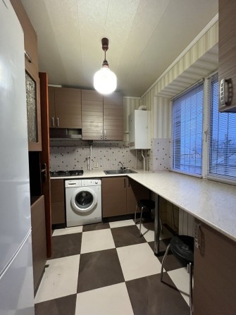 1кімнатна; Три спальних місця; Сертифікат -Так! 2% податки - фото 1