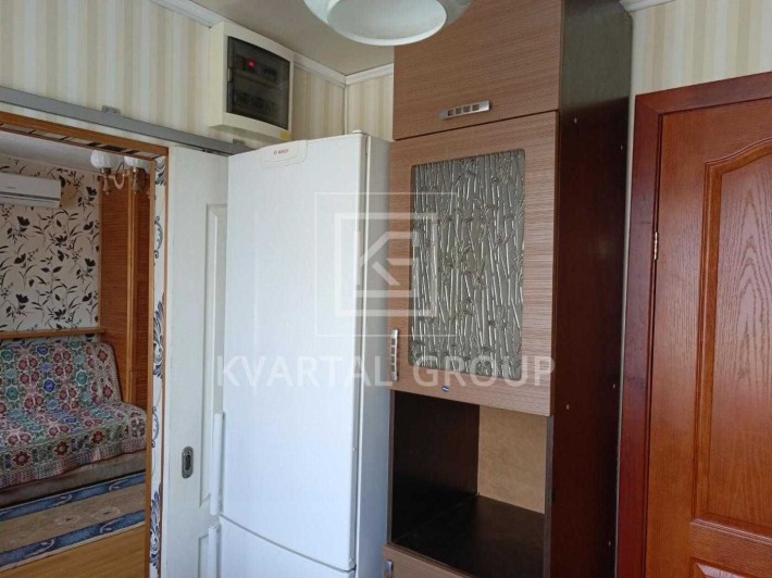 гарна невелика квартира з ремонтом ! Без комісіїї! - фото 1