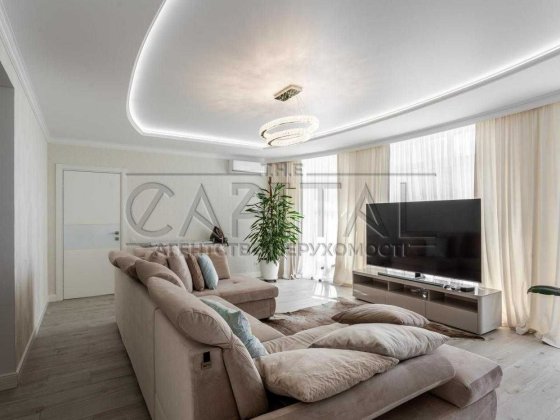 Продаж квартири, 3х кім. 110 м2, "ЖК Чайки", Метро Житомирська. Чайки