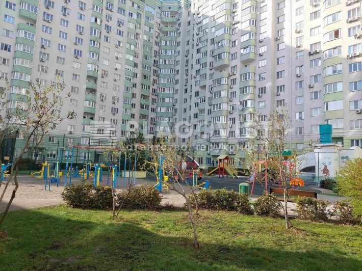 Продаж 1-кім навпроти парку вул Печерська 6 Чайки ЖК Брест-Литовський - фото 1