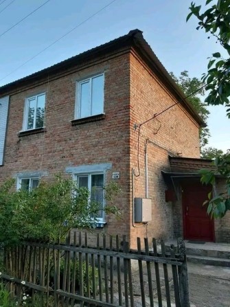 Продам  квартиру - фото 1