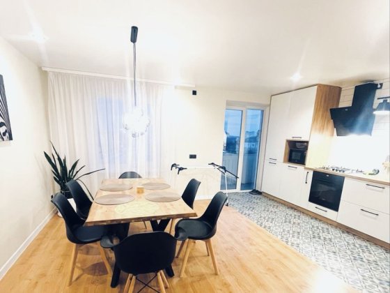 Продам 4-и кімнатну квартиру. Кр. Ринок для веселої родини Черняховка