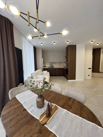 Продаж 2к квартири з ремонтом,67м2, ЖК Авалон Холідей - фото 1